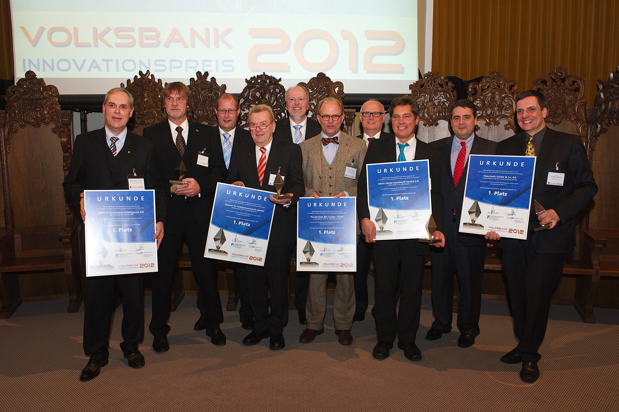 Die Preistraeger 2012 des Innovationspreises des Mekom Regioalmanagement Osterode am Harz e.V. und der Volksbank im Harz